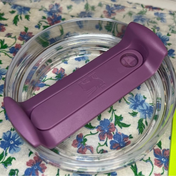 Stanley Primrose 40 Oz Tumbler/Quencher - Picture 6 of 7